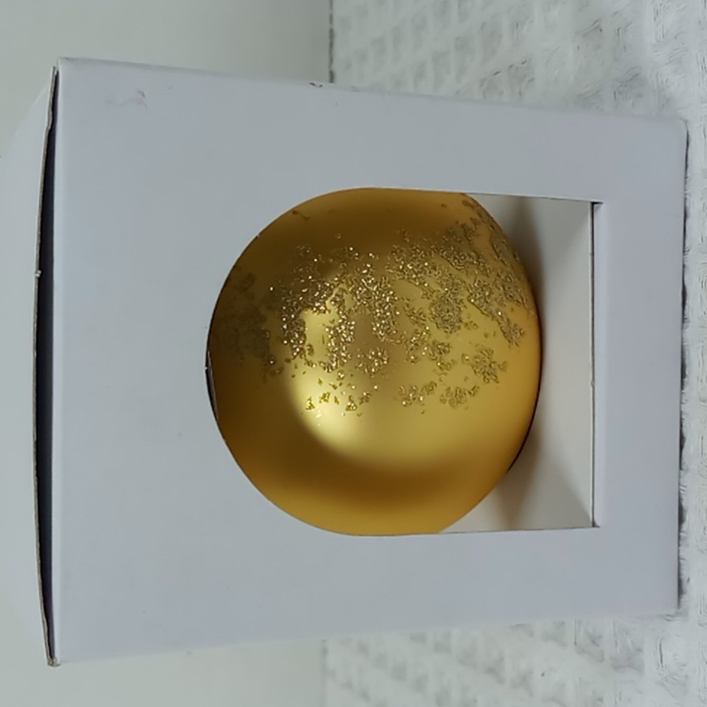 The Black Madonna of Czestochowa Polish Christmas Ornament New In Box Gold/Blue - Picture 9 of 10